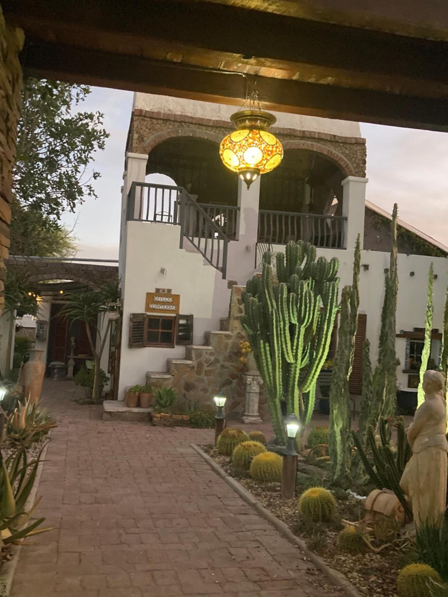 Villa Contessa Beaufort West Exterior photo